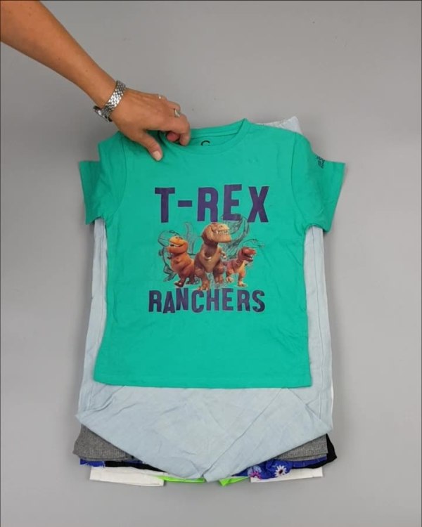 Фотография  902 - CUBUS детский микс лето (Children CUBUS mix)#15 кг, ЛОТ №2511 оптом в Калининграде и Калининградской области