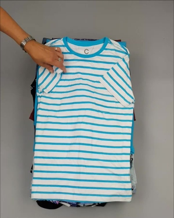 Фотография  821 - CUBUS детский микс лето (Children CUBUS mix)#15 кг, ЛОТ №2515 оптом в Калининграде и Калининградской области