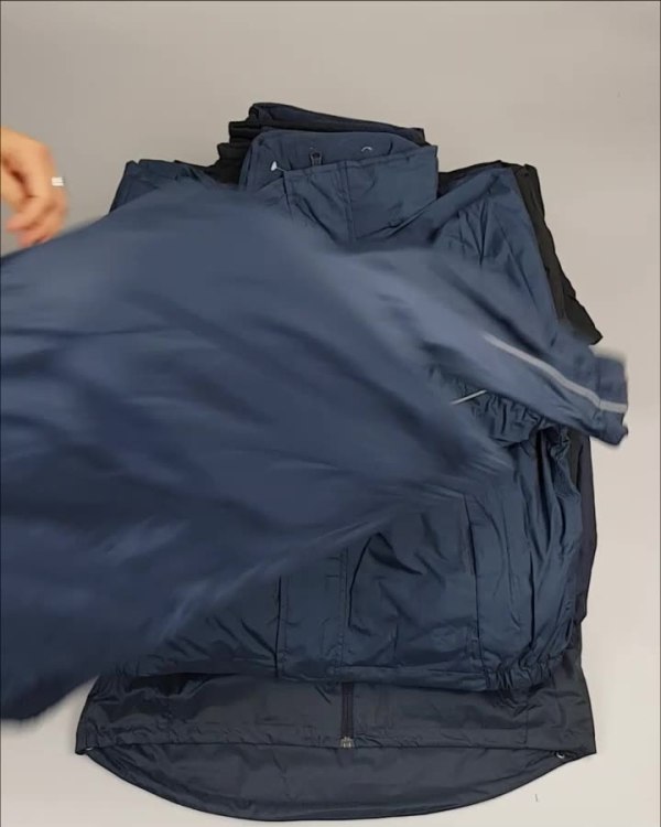 Фотография  124 - Куртки СПОРТ СТОК дети#10 кг , Лот№ 2641 оптом в Калининграде и Калининградской области