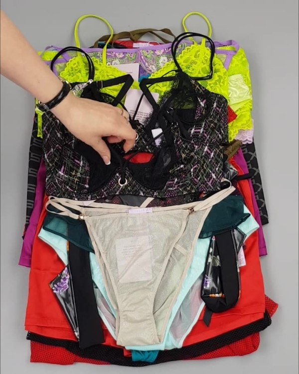 Фотография  854 - Нижнее белье Savage, 50 шт, ЛОТ №4036 оптом в Калининграде и Калининградской области