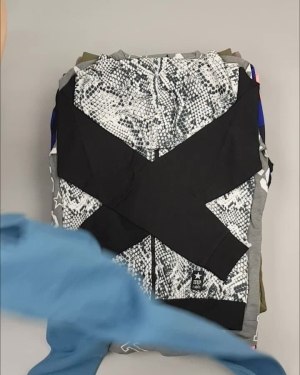 Фотография  204 - CIRCUS mix #13 кг, ЛОТ №4257 оптом в Калининграде и Калининградской области