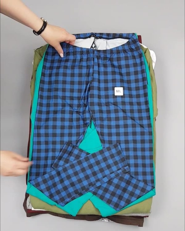 Фотография  664 - CIRCUS mix #11,8 кг, ЛОТ №4284 оптом в Калининграде и Калининградской области