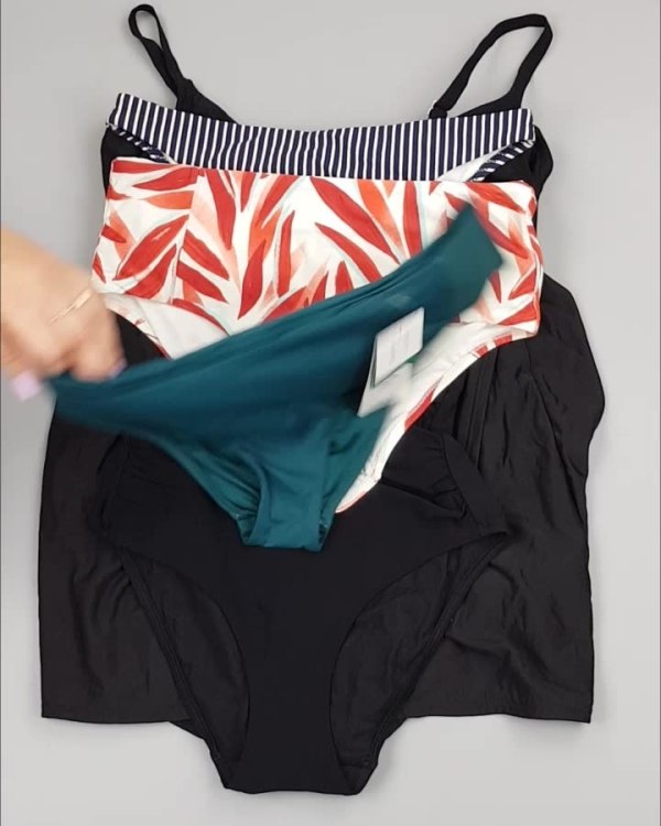 Фотография  267 - Купальники Chantelle#30 шт, ЛОТ №4410 оптом в Калининграде и Калининградской области