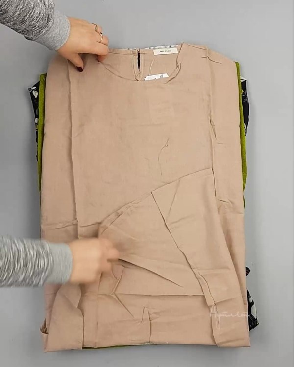 Фотография  275 - Платья Корея#20 шт, ЛОТ №5614 оптом в Калининграде и Калининградской области