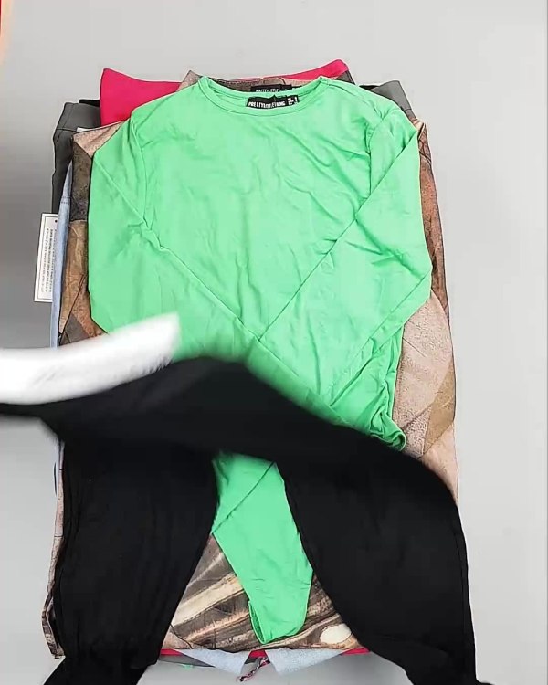 Фотография  505 - Англия СТОК лето#15 кг, ЛОТ №6002 оптом в Калининграде и Калининградской области