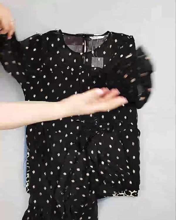 Фотография  914 - DK, Bestseller Summer mix#50 кг, ЛОТ №6186 оптом в Калининграде и Калининградской области