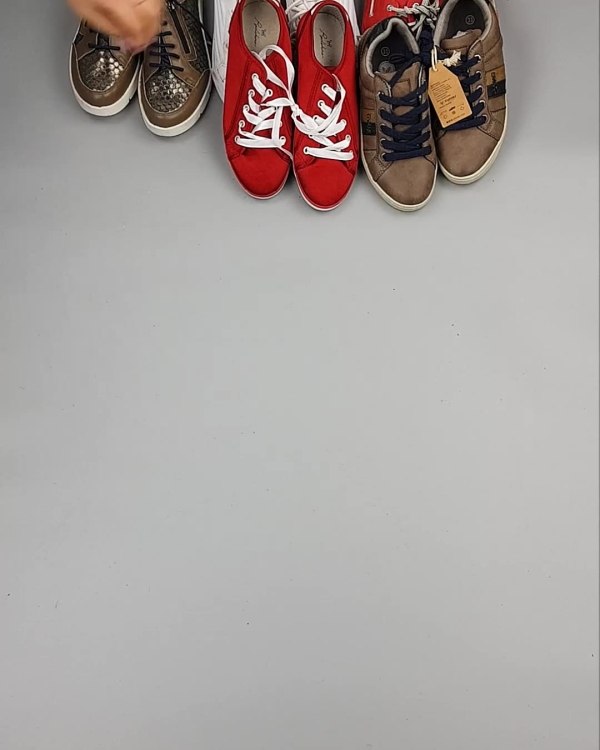 Фотография  808 - Обувь СТОК дети лето#15,7 кг, ЛОТ №6188 оптом в Калининграде и Калининградской области