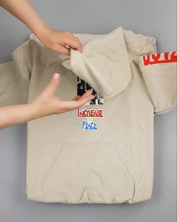 Фотография  737 - Толстовки СТОК CAN#15 кг, ЛОТ №6268 оптом в Калининграде и Калининградской области