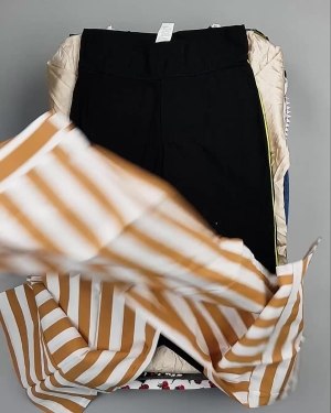 Фотография  420 - Летний микс CALZEDONIA, 50 шт, ЛОТ №6366 оптом в Калининграде и Калининградской области