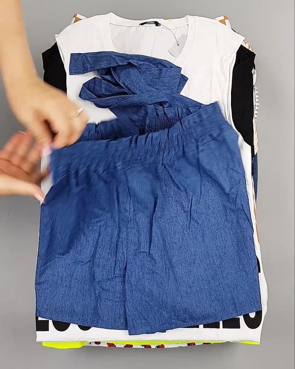 Фотография  617 - Летний микс CALZEDONIA, 50 шт, ЛОТ №6366 оптом в Калининграде и Калининградской области