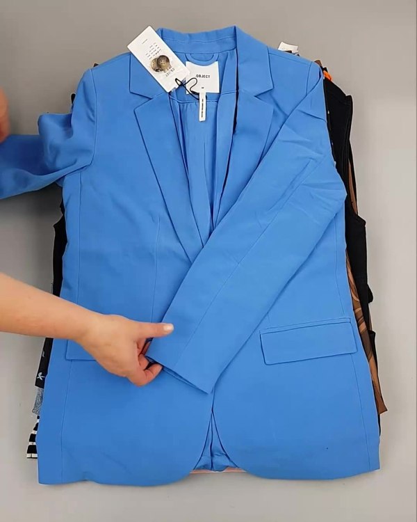 Фотография  146 - ДАНИЯ Summer mix 24#15 кг, ЛОТ №6730 оптом в Калининграде и Калининградской области