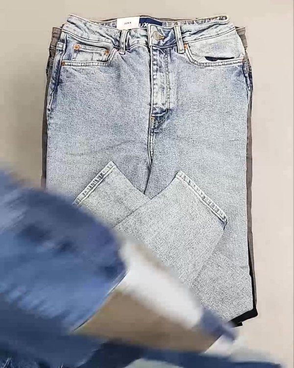 Фотография  219 - Джинсы женские Дания#10 кг, ЛОТ №6762 оптом в Калининграде и Калининградской области