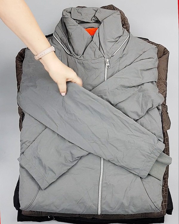 Фотография  932 - Primetta Куртки женские#25 кг оптом в Калининграде и Калининградской области