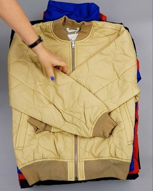 Фотография  107 - Ветровки CAN 084#10 кг, ЛОТ №6939 оптом в Калининграде и Калининградской области