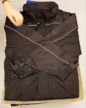 Фотография 208 - Ветровки CAN 084#10 кг, ЛОТ №6939 оптом в Калининграде и Калининградской области