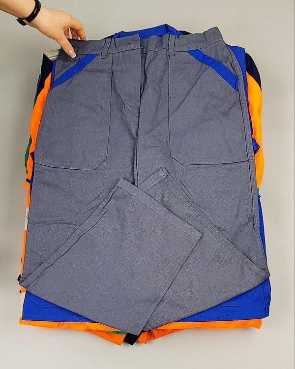 Фотография  704 - Рабочая одежда#25 кг оптом в Калининграде и Калининградской области