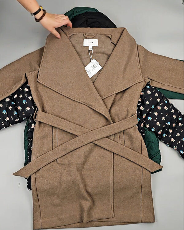 Фотография  244 - Верхняя одежда VILA#10 кг, ЛОТ №6824 оптом в Калининграде и Калининградской области