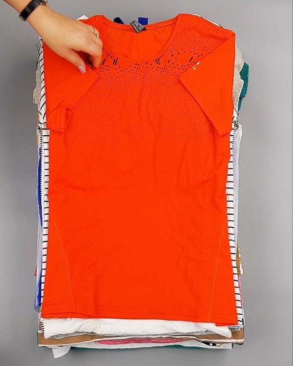 Фотография  597 - Cream Футболки поло женские#25 кг оптом в Калининграде и Калининградской области