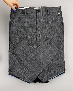 Фотография  800 - Брюки + джинсы JACK JONES 094#10 кг, ЛОТ №6963 оптом в Калининграде и Калининградской области