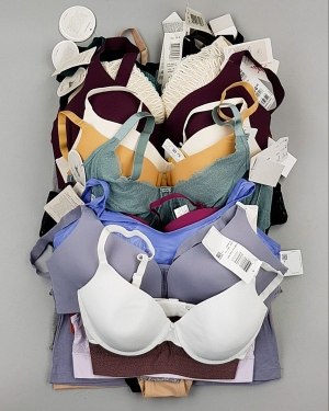 Купить Нижнее белье TRIUMPH 104#33 шт, ЛОТ №7134 оптом в Калининграде и Калининградской области