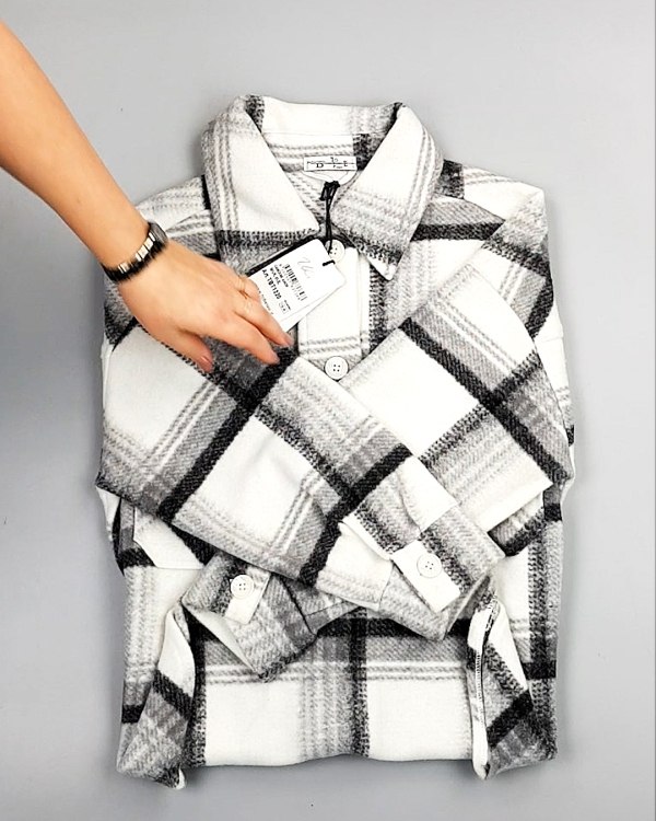 Фотография  705 - TO BE TOO Kids 114#5 кг, ЛОТ №7298 оптом в Калининграде и Калининградской области