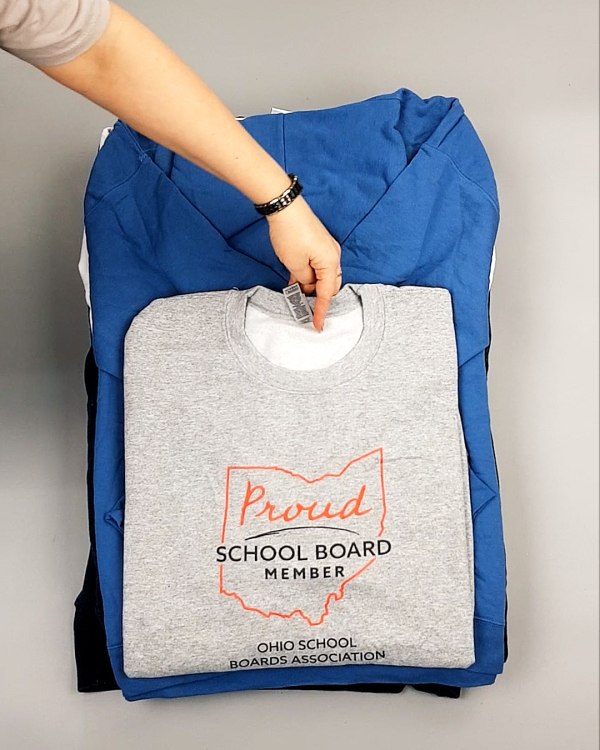 Фотография  121 - Толстовки м/ж (Sweat Tops)#20 кг, ЛОТ №7434 оптом в Калининграде и Калининградской области