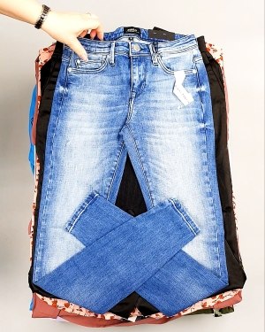 Фотография 135 - Bestseller Summer mix 104#15 кг, ЛОТ №7495 оптом в Калининграде и Калининградской области