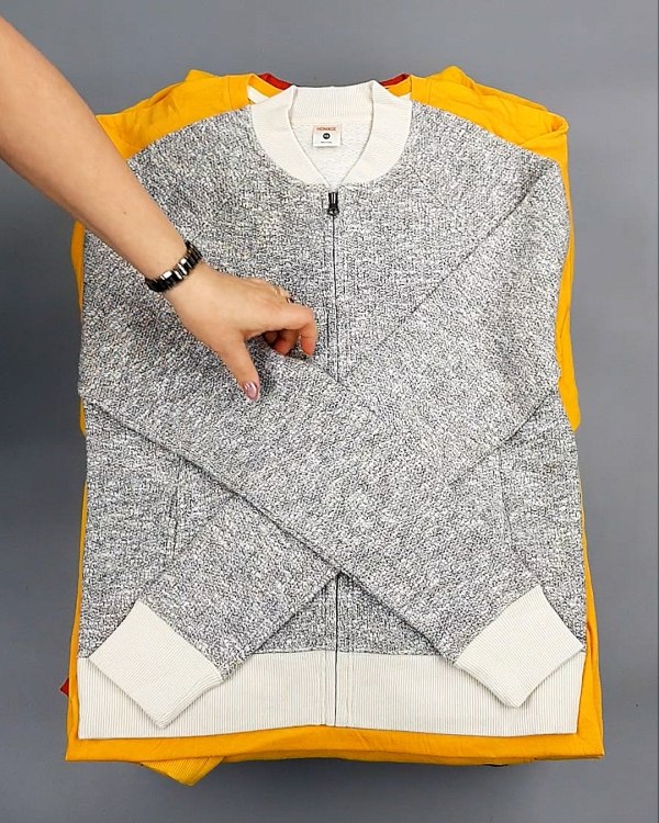 Фотография  534 - HOMAGE CAN 084#10 кг, ЛОТ №7497 оптом в Калининграде и Калининградской области