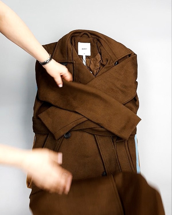 Фотография  915 - Пальто Bestseller 104#10,5 кг, ЛОТ №7559 оптом в Калининграде и Калининградской области