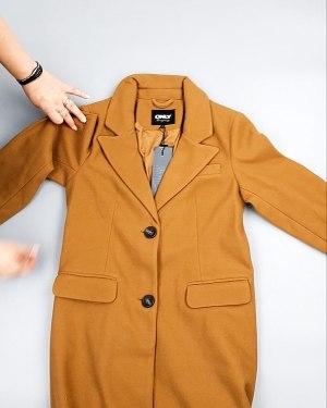 Фотография  413 - Пальто Bestseller 104#10,5 кг, ЛОТ №7559 оптом в Калининграде и Калининградской области