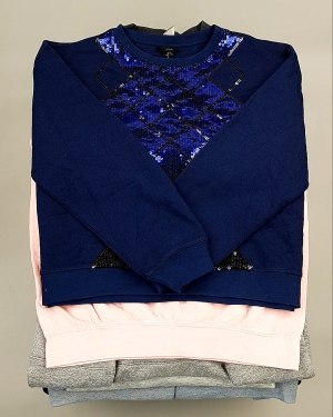 Купить SWEATSHIRT CAN 084#10 кг, ЛОТ №7617 оптом в Калининграде и Калининградской области