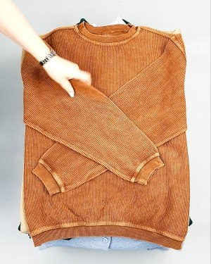 Фотография  447 - SWEATSHIRT CAN 084#10 кг, ЛОТ №7620 оптом в Калининграде и Калининградской области