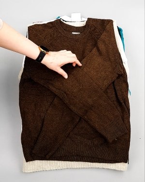 Фотография  499 - Джемпера СТОК CAN 084#7 кг, ЛОТ №7647 оптом в Калининграде и Калининградской области