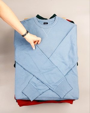 Фотография 947 - SWEATSHIRT CAN 084#10 кг, ЛОТ №7619 оптом в Калининграде и Калининградской области