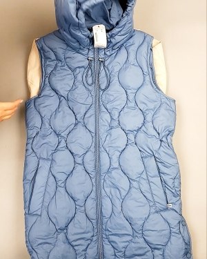 Фотография  628 - Верхняя одежда весна TOM TAILOR 124#7,8 кг, ЛОТ №7581 оптом в Калининграде и Калининградской области