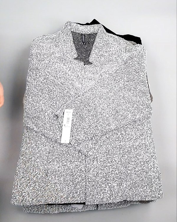 Фотография  292 - Кардиганы СТОК CAN 084#7 кг, ЛОТ №7671 оптом в Калининграде и Калининградской области