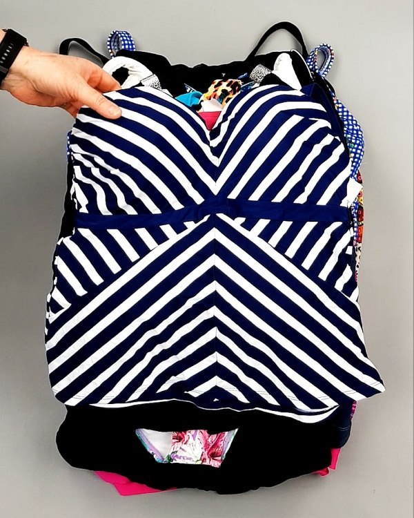 Фотография  245 - Купальники СТОК CAN 124#5 кг, ЛОТ №7688 оптом в Калининграде и Калининградской области