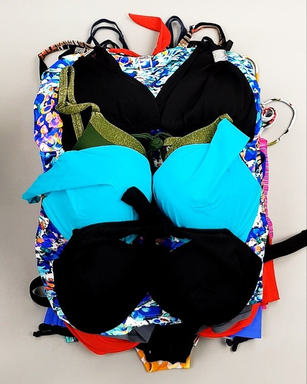 Фотография  682 - Купальники СТОК CAN 124#5 кг, ЛОТ №7686 оптом в Калининграде и Калининградской области