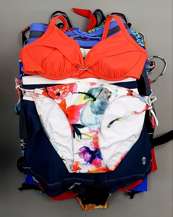 Фотография  345 - Купальники СТОК CAN 124#5 кг, ЛОТ №7686 оптом в Калининграде и Калининградской области