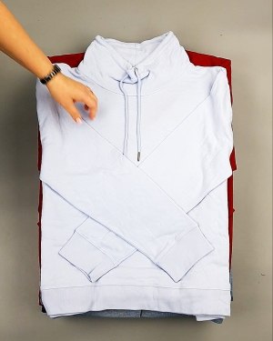 Фотография 235 - SWEATSHIRT CAN 084#10 кг, ЛОТ №7618 оптом в Калининграде и Калининградской области