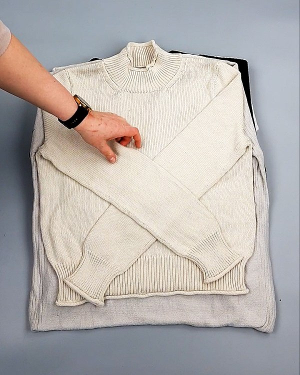 Фотография  493 - Джемпера СТОК CAN 084#7 кг, ЛОТ №7649 оптом в Калининграде и Калининградской области