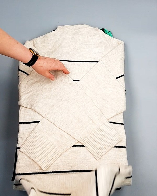 Фотография  849 - Платья СТОК CAN зима 084#7 кг, ЛОТ №7826 оптом в Калининграде и Калининградской области