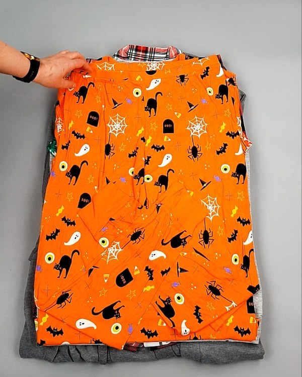 Фотография  926 - Домашняя одежда м/ж AMAZON 015#7 кг, ЛОТ №7782 оптом в Калининграде и Калининградской области