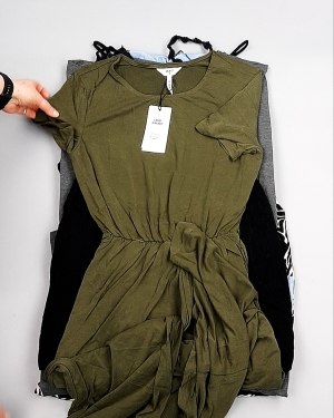 Фотография  982 - Платья Bestseller Summer 104#5 кг, ЛОТ №7701 оптом в Калининграде и Калининградской области