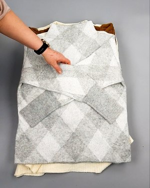 Фотография 217 - Джемпера СТОК CAN 084#7 кг, ЛОТ №7651 оптом в Калининграде и Калининградской области