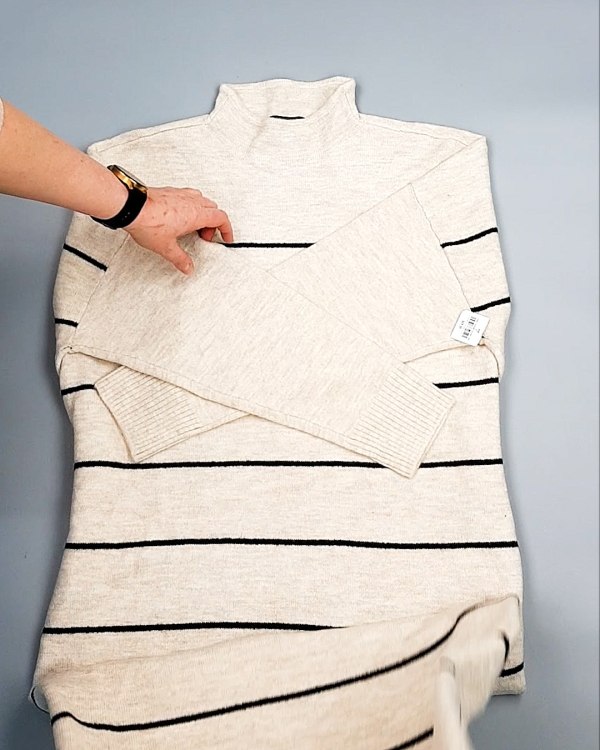 Фотография  563 - Платья СТОК CAN зима 084#7 кг, ЛОТ №7695 оптом в Калининграде и Калининградской области