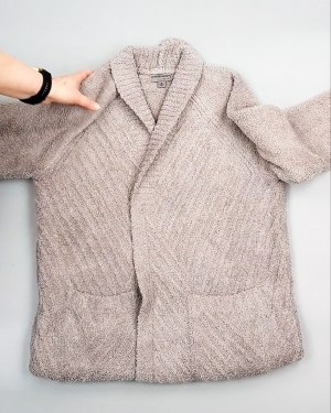 Фотография  866 - Кардиганы СТОК CAN 084#7 кг, ЛОТ №7673 оптом в Калининграде и Калининградской области