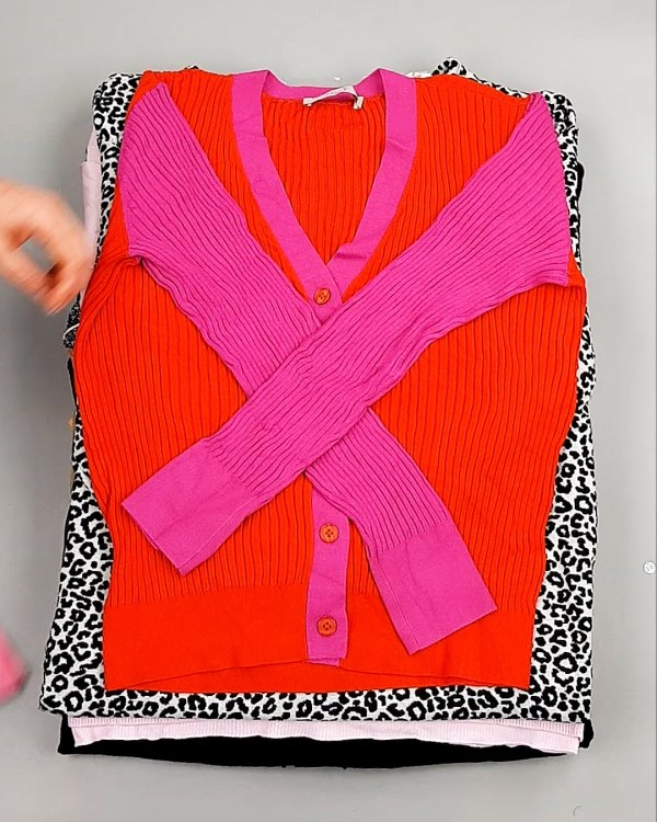 Фотография  167 - Джемпера легкие СТОК CAN 084#7 кг, ЛОТ №7632 оптом в Калининграде и Калининградской области