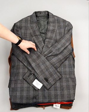 Фотография 537 - AMAZON mix муж весна 015#15 кг, ЛОТ №7739 оптом в Калининграде и Калининградской области