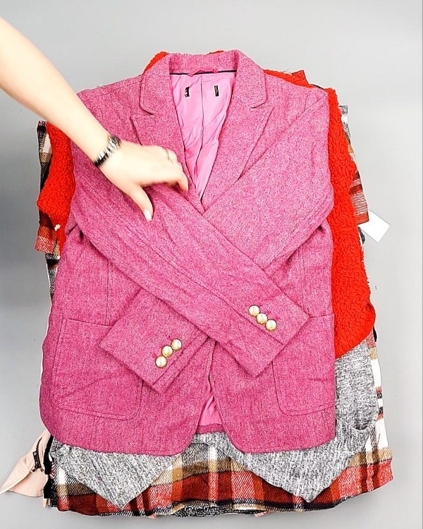 Фотография  994 - AMAZON mix жен весна 015#18 кг, ЛОТ №7718 оптом в Калининграде и Калининградской области